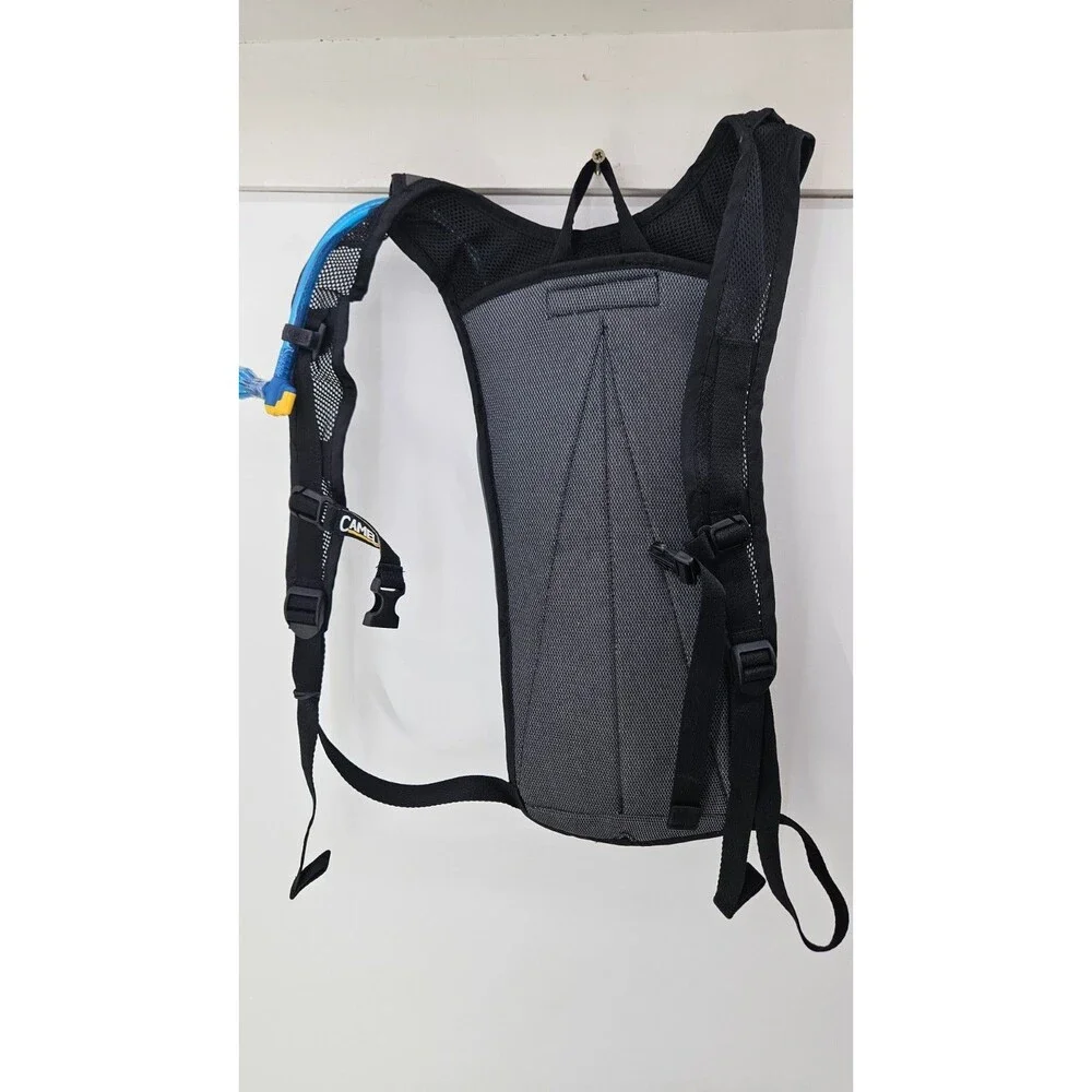 CamelBak Classic Hydration Pack 70oz Hiking Backpack Bag New Unused